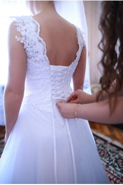 Suknia ślubna - rozmiar M