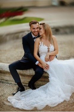 Suknnia ślubna Kryzanta rozm. 36