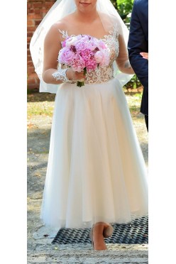 Śliczna Suknia Ślubna