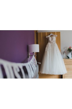 Sprzedam suknię ślubną The WHITE ONE a'la księżniczka