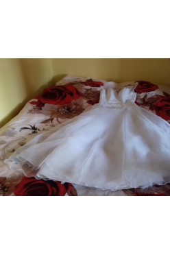 Sprzedam suknię ślubną wraz z welonem