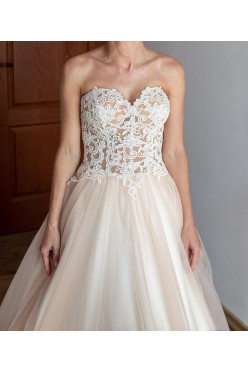 Suknia ślubna Famosa