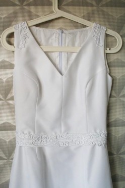 Satynowa suknia ślubna r.34