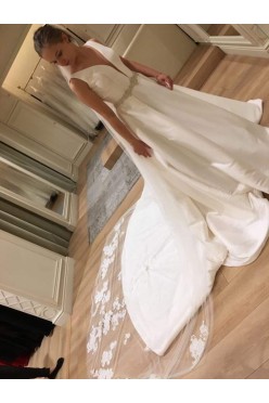 Suknia Pronovias, nowa