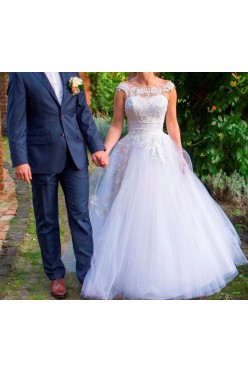 Suknia ślubna lekka, zwiewna i wygodna - biała 34/36