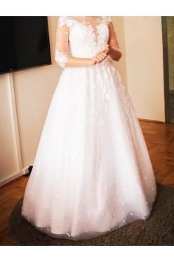 Sprzedam piękną suknię ślubną