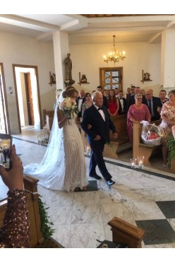 Zjawiskowa Suknia Ślubna Rybka