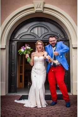 Sprzedam piękną unikalna suknię Lillian West 6516!