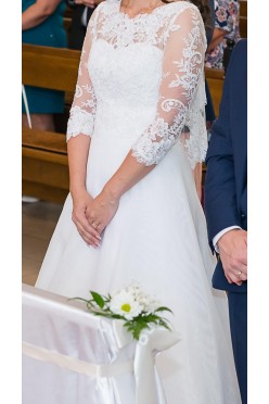 skromna suknia ślubna