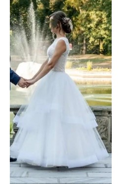 Suknia ślubna princessa z falbanami