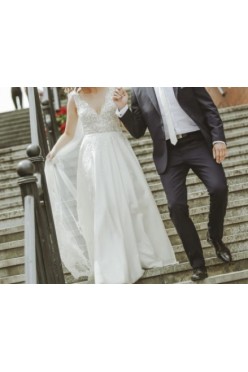 Motyw liścia z rozporkiem