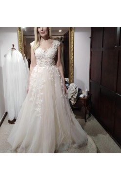 Przepiękna suknia PAPILIO. Idealny stan.