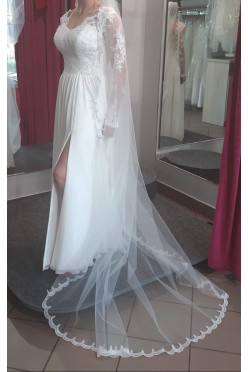 Suknia ślubna z 2 metrowym welonem w stylu retro