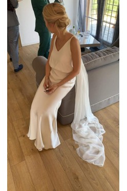 Suknia Agata Wojtkiewicz BE CHIC r. 34/XS stan idealny