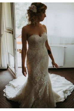 Suknia slubna Pronovias, model Princia