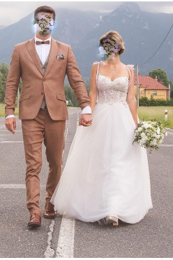 Piękna, rustykalna suknia ślubna