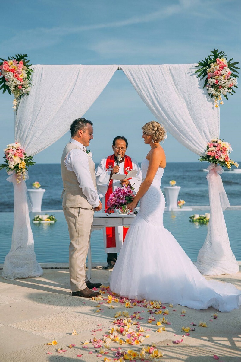 Ślub w plenerze na Bali slubnaglowie.pl