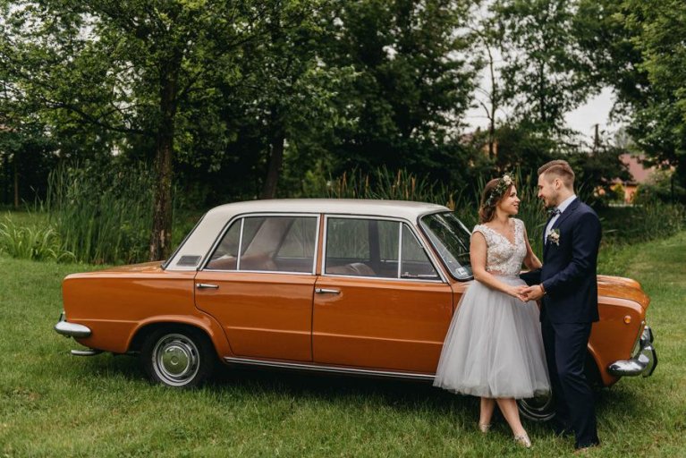 Duży Fiat w roli auta ślubnego Sabiny i Michała :)